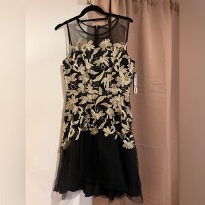 TAHARI Arthur & Levine dress